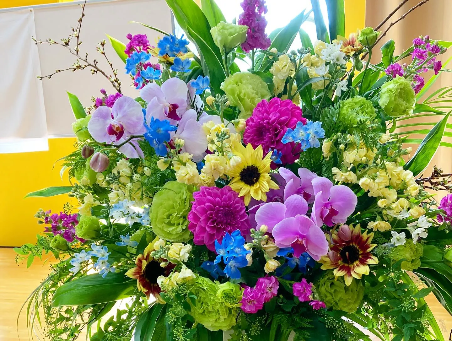 小学校、中学校入学おめでとう㊗️式典のお花で、入学式が華やぐ...