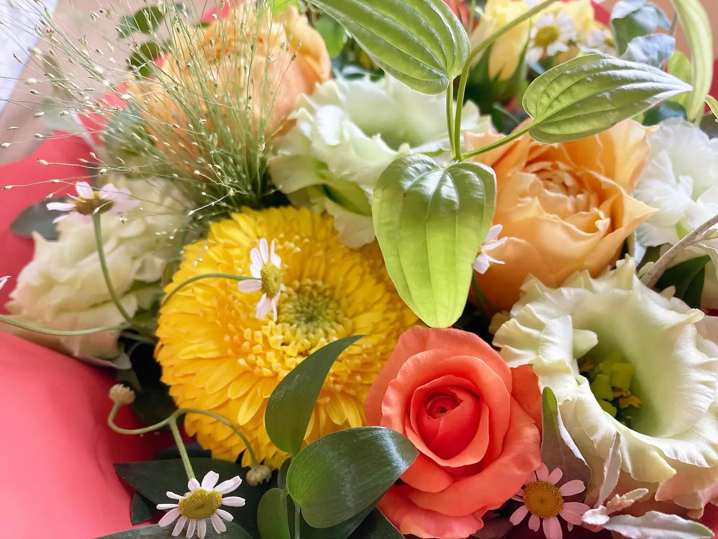 婚約祝いのお花🌼黄色オレンジ系🧡