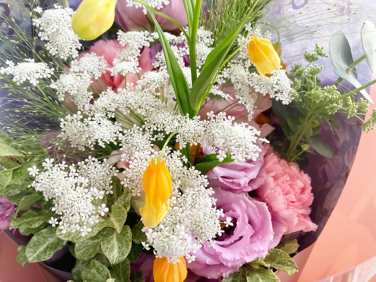 花束💐ピンク紫入れて、大人可愛いく🩷