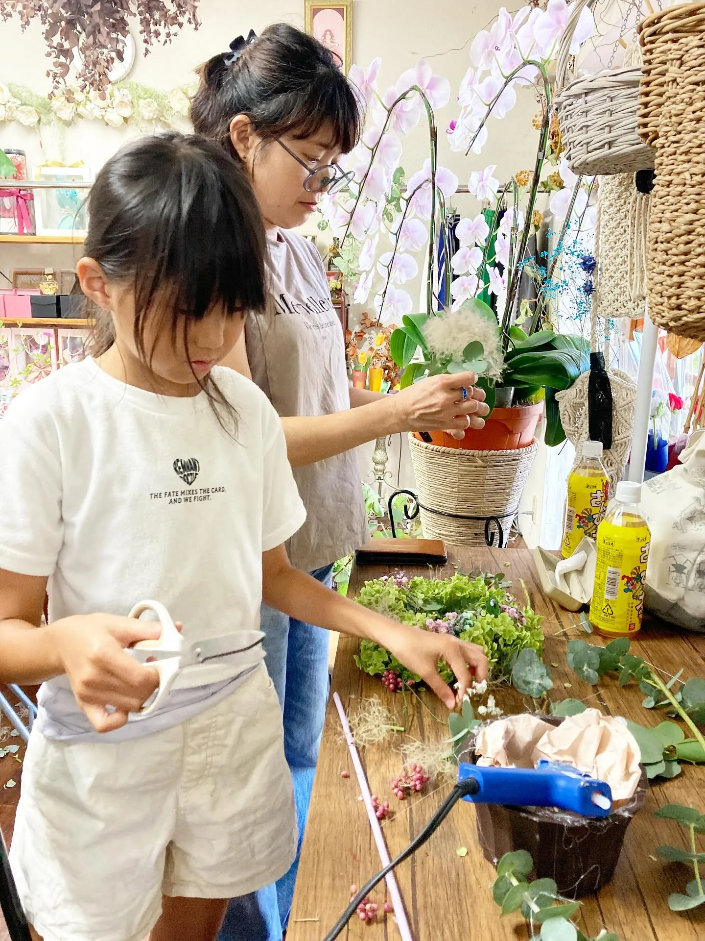 花遊び教室💐キラキラ女子の華やかで、賑やかなお花教室になりま...
